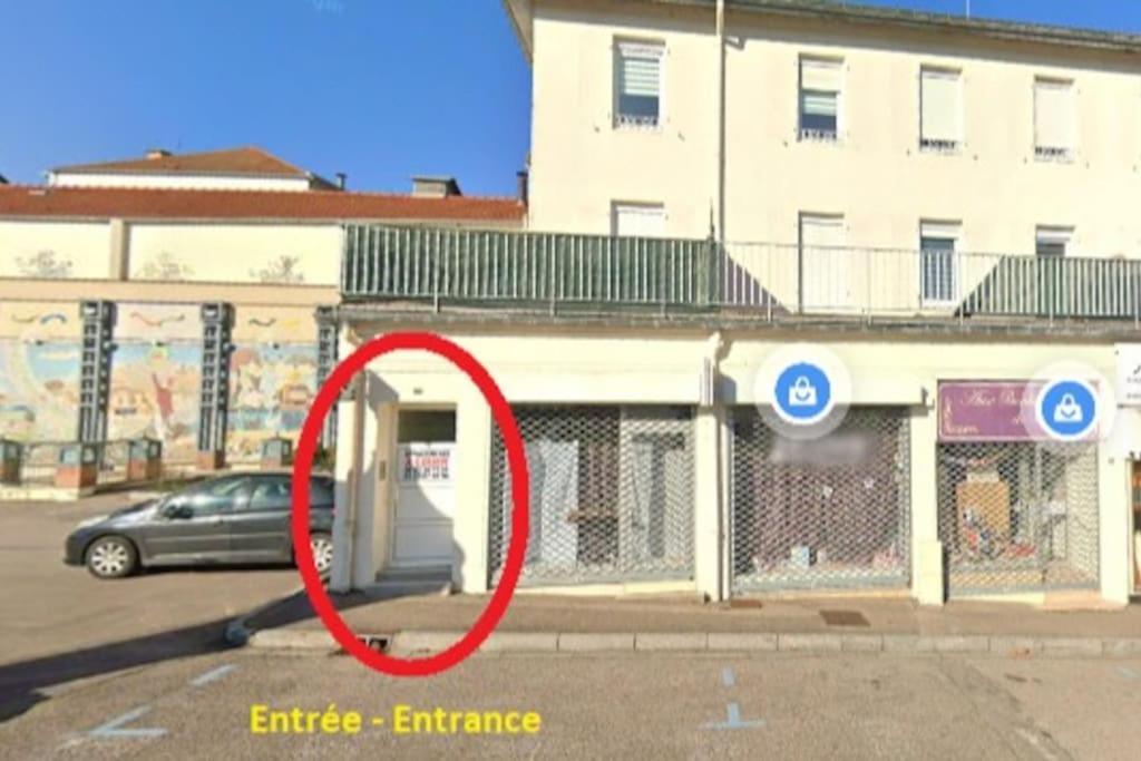Vittel Loc'S - Le 1, T2 De 55M2 Et Grande Terrasse, Lumineux Proche Des Thermes Et Des Commerces Exterior photo